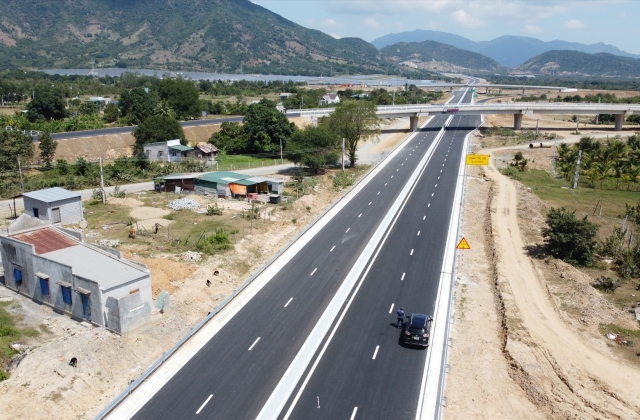 Quốc hội thông qua chủ trương đầu tư dự án đường giao thông nối tỉnh Khánh Hòa - Lâm Đồng - Ninh Thuận