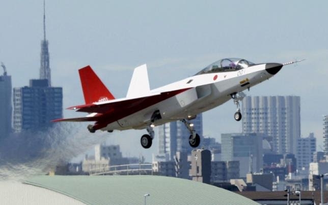 M&aacute;y bay chiến đấu t&agrave;ng h&igrave;nh đầu ti&ecirc;n do Nhật tự sản xuất X-2 Shinshin.