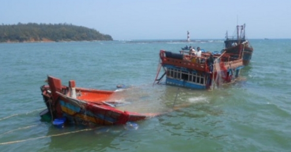 Thái Bình: Hai tàu đâm nhau trên sông Hồng, 4 người trong gia đình thiệt mạng và mất tích