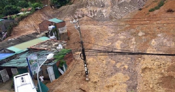 Quảng Ninh: Đất đá sạt lở vào nhà dân, một người thiệt mạng
