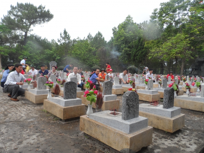 Nghĩa trang liệt sĩ Quốc gia Trường Sơn&nbsp;quy tụ 10.333 phần mộ của c&aacute;c anh h&ugrave;ng liệt sỹ.
