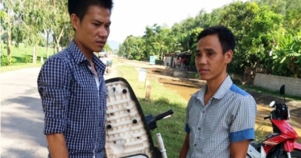 CSGT Thanh Hóa bắt giữ khẩn cấp 2 đối tượng giấu ma túy trong cốp xe