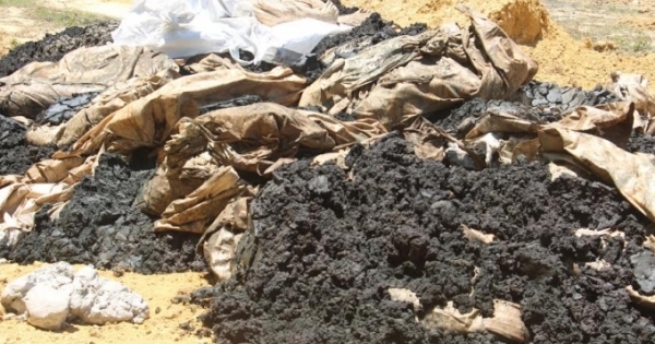 Formosa phủ nhận trách nhiệm vụ chôn hàng trăm tấn chất thải trong vườn Giám đốc