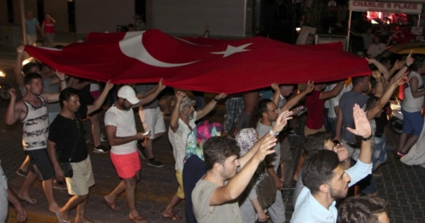 Lãnh đạo thế giới kêu gọi “chấm dứt bạo lực” sau cuộc đảo chính ở Thổ Nhĩ Kỳ