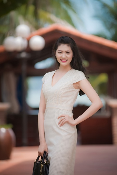 Hoa hậu Việt Nam 2016: Th&iacute; sinh miền Nam khoe streetstyle cực chất ở s&acirc;n bay C&aacute;t Bi