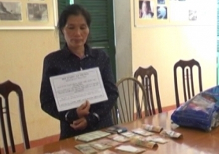 Thanh Hoá: Bắt quả tang một đối tượng buôn bán tiền giả ở khu vực biên giới