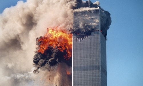 T&ograve;a th&aacute;p đ&ocirc;i ở New York bị tấn c&ocirc;ng trong vụ khủng bố 11/9/2001 ở Mỹ. (Ảnh:Tomatobubble.com)