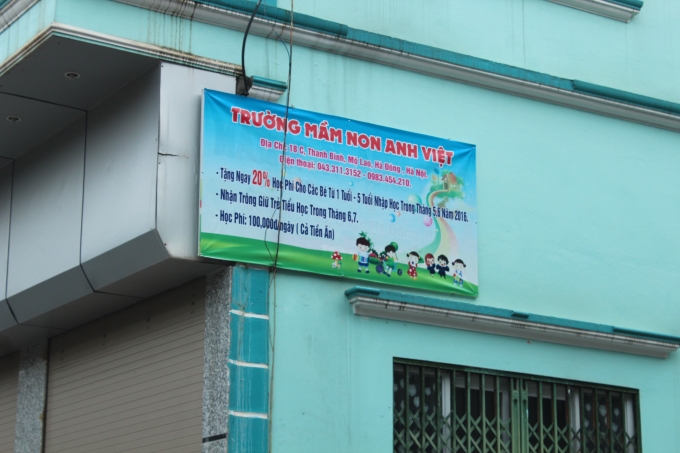 tấm biển quảng c&aacute;o của mầm non Anh-Việt.