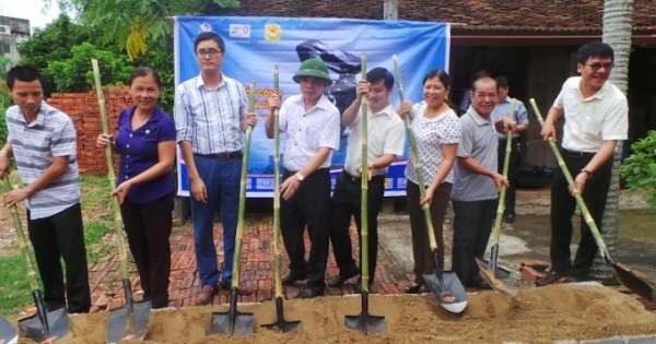 Thanh Hóa: Phóng viên quyên góp tiền xây nhà tình nghĩa tặng gia đình chính sách