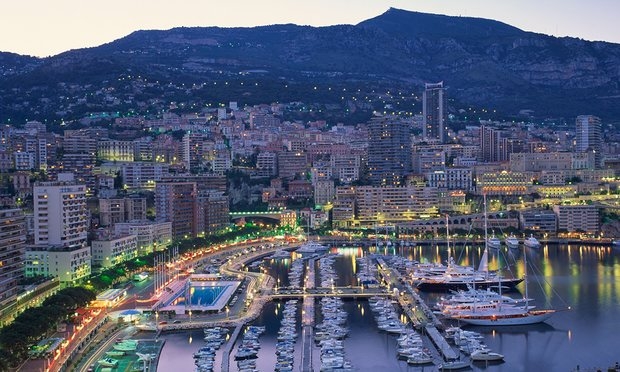 S&ograve;ng bạc Monte Carlo ở Monaco. (Ảnh: Guardian)