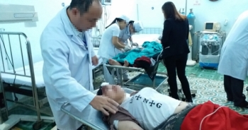 Thêm 11 người nghi phơi nhiễm HIV sau khi cứu hộ tai nạn ở Kon Tum