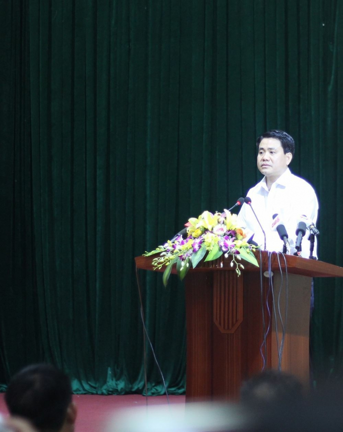 Chủ tịch UBND TP H&agrave; Nội Nguyễn Đức Chung trực tiếp c&oacute; mặt ở buổi dự thảo.&nbsp;