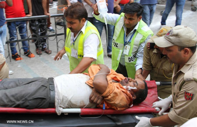 Tai nạn xe bu&yacute;t nghi&ecirc;m trọng tại Ấn Độ, 16 người thiệt mạng