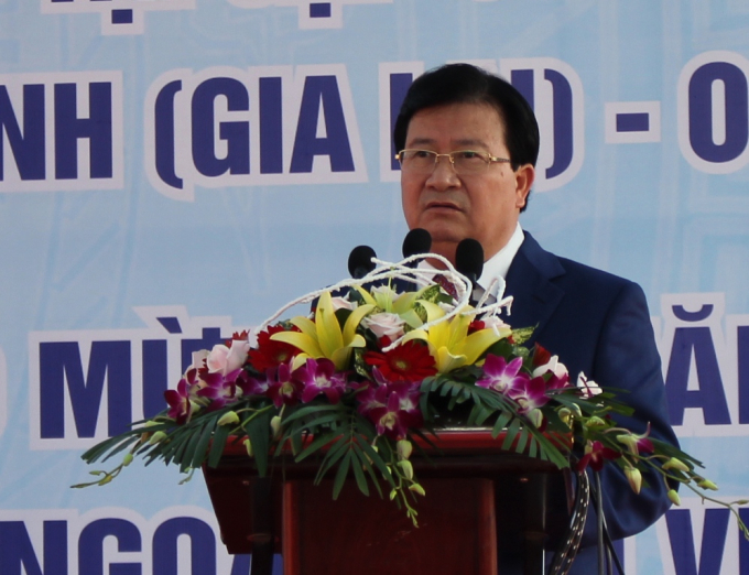 Ph&oacute; Thủ tướng Trịnh Đ&igrave;nh Dũng ph&aacute;t biểu tại buổi lễ