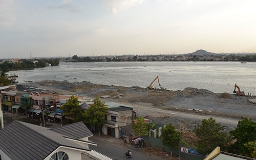 Yêu cầu 4 bộ giám sát chặt dự án “lấn sông Đồng Nai”