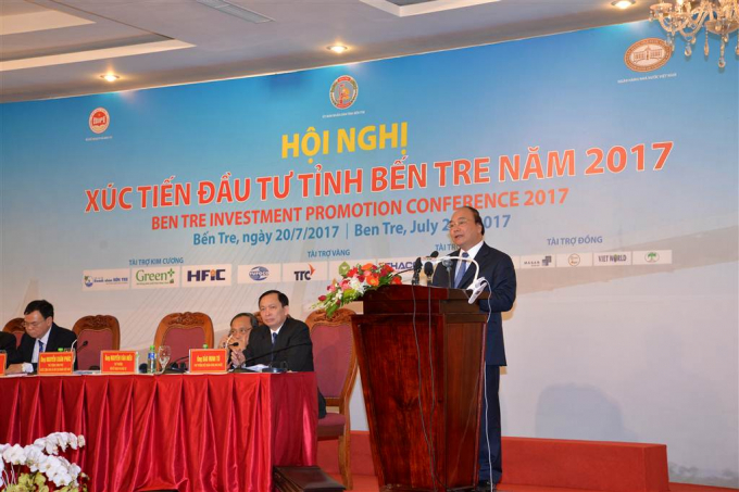 Thủ tướng Nguyễn Xu&acirc;n Ph&uacute;c ph&aacute;t biểu tại Hội nghị x&uacute;c tiến đầu tư tỉnh Bến Tre.