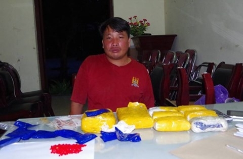 Điện Biên: Bắt đối tượng người Lào vận chuyển 26.000 viên ma túy tổng hợp