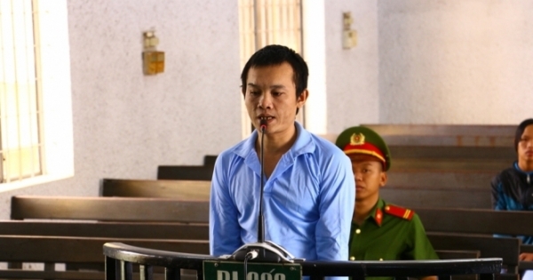 Đắk Lắk: Hiếp dâm con gái, 14 năm tù dành cho người cha thú tính