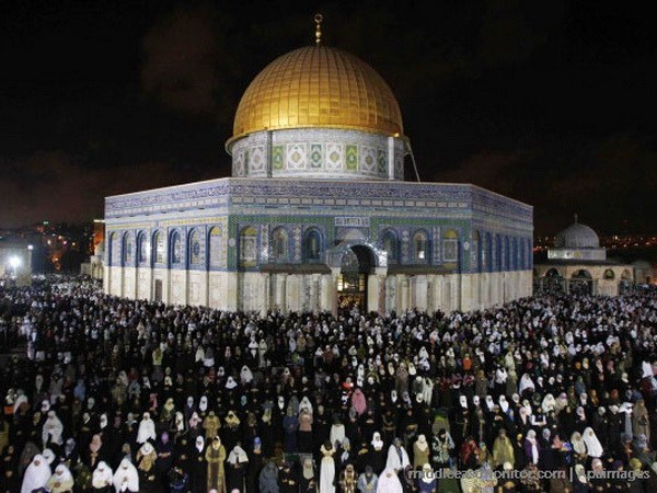 Ng&agrave;y 16/7, Israel đ&atilde; mở cửa lại đền thờ Hồi gi&aacute;o Al-Aqsa.