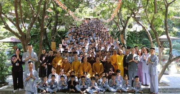 Hàng trăm Phật tử Bắc Ninh tham gia khóa tu "Con Đường Phật Pháp"
