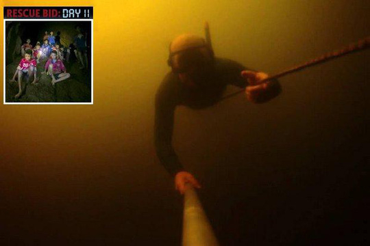 C&aacute;c thợ lặn đều nhận định lặn trong hang Tham Luang rất kh&oacute; v&agrave; nguy hiểm. Ảnh: Bangkok Post