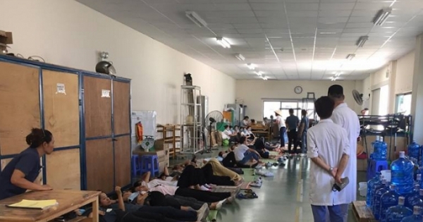Quảng Ninh: Hàng chục công nhân nhập viện nghi bị ngộ độc khí lạ
