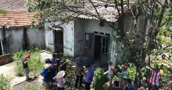 Quảng Ninh: Người dân tá hỏa khi phát hiện thi thể người đàn ông phân hủy trong nhà hoang