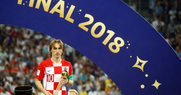 Luka Modric CHÍNH THỨC đoạt QBV World Cup 2018