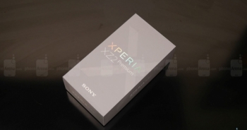 Video mở hộp Sony Xperia XZ2 Premium