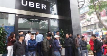 Slide - Điểm tin thị trường: Ngành thuế thừa nhận khó truy thu vì Uber đã rời Việt Nam
