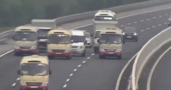 Triệu tập 3 tài xế xe khách nghênh ngang dàn hàng trên cao tốc Hà Nội-Hải Phòng