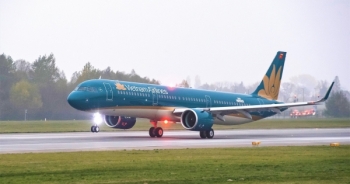 Hàng loạt chuyến bay của Vietjet, Vietnam Airlines, Bamboo Airways bị hủy, lùi giờ do bão số 2