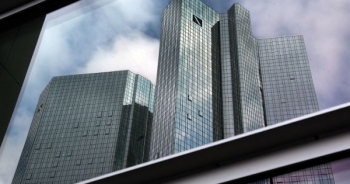 Deutsche Bank cắt giảm 18.000 nhân viên để cải tổ