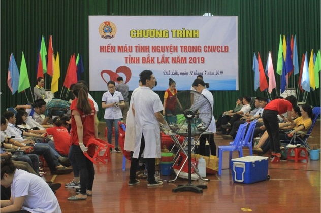 Đắk Lắk: CBCNV sôi nổi hưởng ứng chương trình hiến máu tình nguyện năm 2019