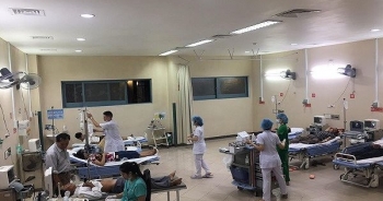 Thừa Thiên - Huế: Hơn 70 người nhập viện sau tiệc cưới