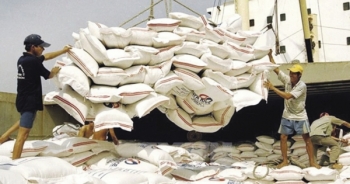 Slide - Điểm tin thị trường: Xuất khẩu gạo Việt Nam tiếp tục gặp khó khăn