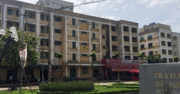 Nhà sửa xong 3 năm, nhà thầu ở Hà Nội khóc ròng vì bị om vốn