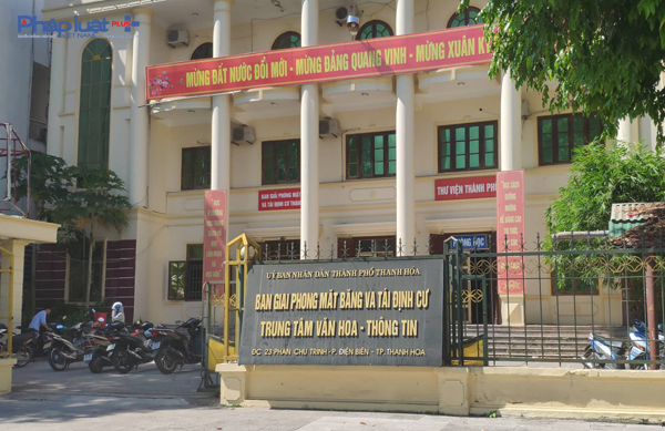 Trụ sở Ban GPMB và TĐC thành phố Thanh Hóa, nơi Phó Ban cùng 2 cán bộ khác bị khởi tố