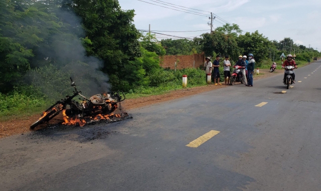 Đắk Lắk: Nguyên nhân cháy xe máy là khi đang lưu thông trên đường thì phát hỏa