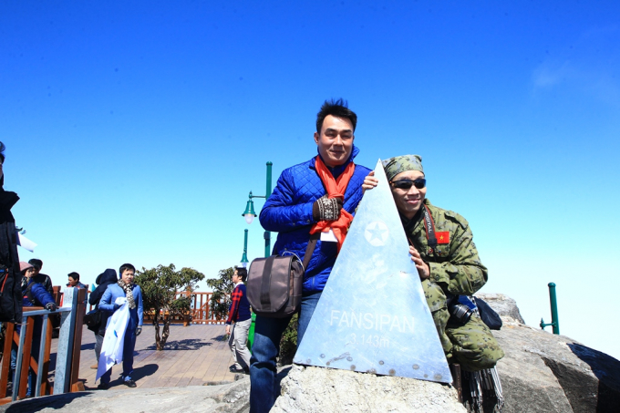 Anh Quang và Tuấn trở lại đỉnh Fansipan dịp Khai trương cáp treo Fansipan.