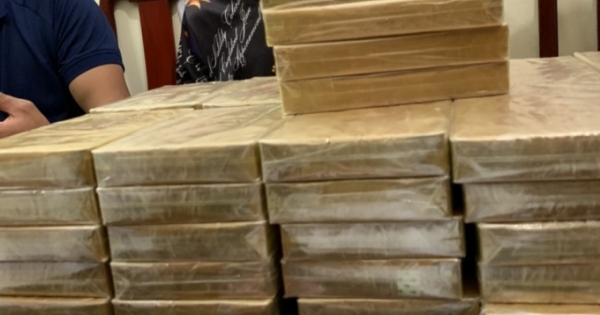Điện Biên: Bắt giữ 3 đối tượng vận chuyển 54 bánh heroin