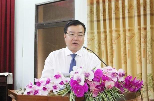 Ông Nguyễn Văn Đồng, Ủy viên Ban Thường vụ, Trưởng Ban Dân vận Tỉnh ủy phát biểu tại Hội nghị