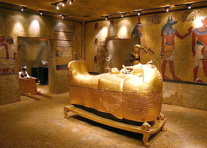 tutankhamuns-tomb_fpix