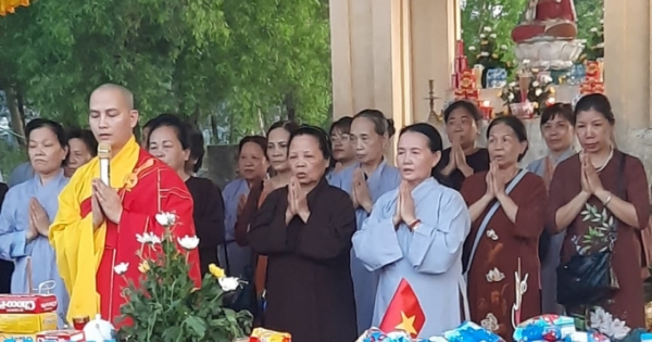 Chuyến đi tri ân các Anh hùng Liệt sĩ của đoàn Phật tử Thủ đô