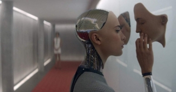 Robot tương lai sẽ có làn da nhân tạo “siêu nhạy cảm”