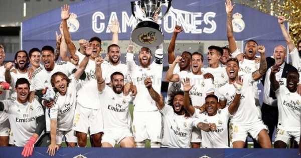 Real Madrid đăng quang La Liga: Thành quả xứng đáng của những thủ lĩnh thời hậu Ronaldo