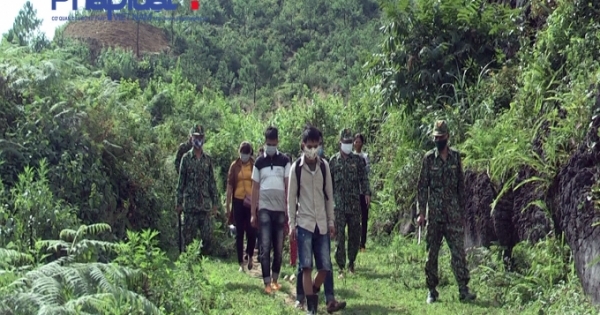 Hà Giang: Đồn Biên phòng Xín Cái ngăn chặn nhóm công dân trốn cách ly