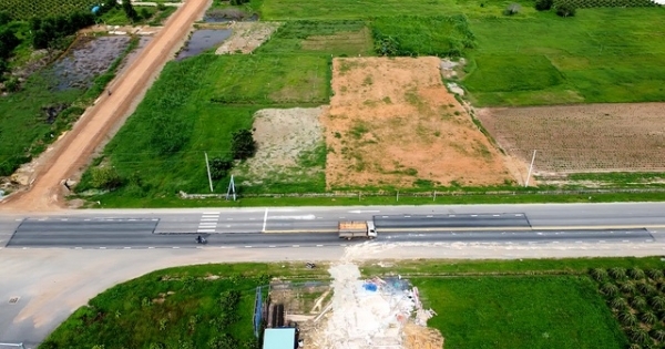 Tỉnh Bình Thuận vạch rõ những "thiếu sót" của Sở GTVT tại tuyến đường gần 60 tỷ đồng