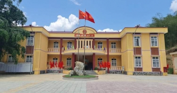 Cách chức Chủ tịch xã Sơn Hà vì nhắn tin “vòi” tiền doanh nghiệp