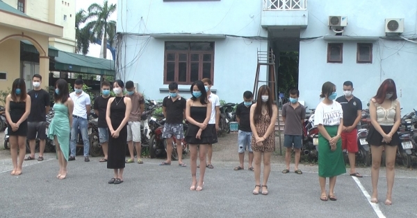 Hưng Yên: 7 thanh niên dương tính với ma túy tại quán karaoke Nhật Quang